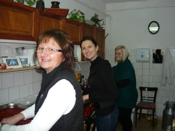 Hurka, kolbász szeletelés 5.